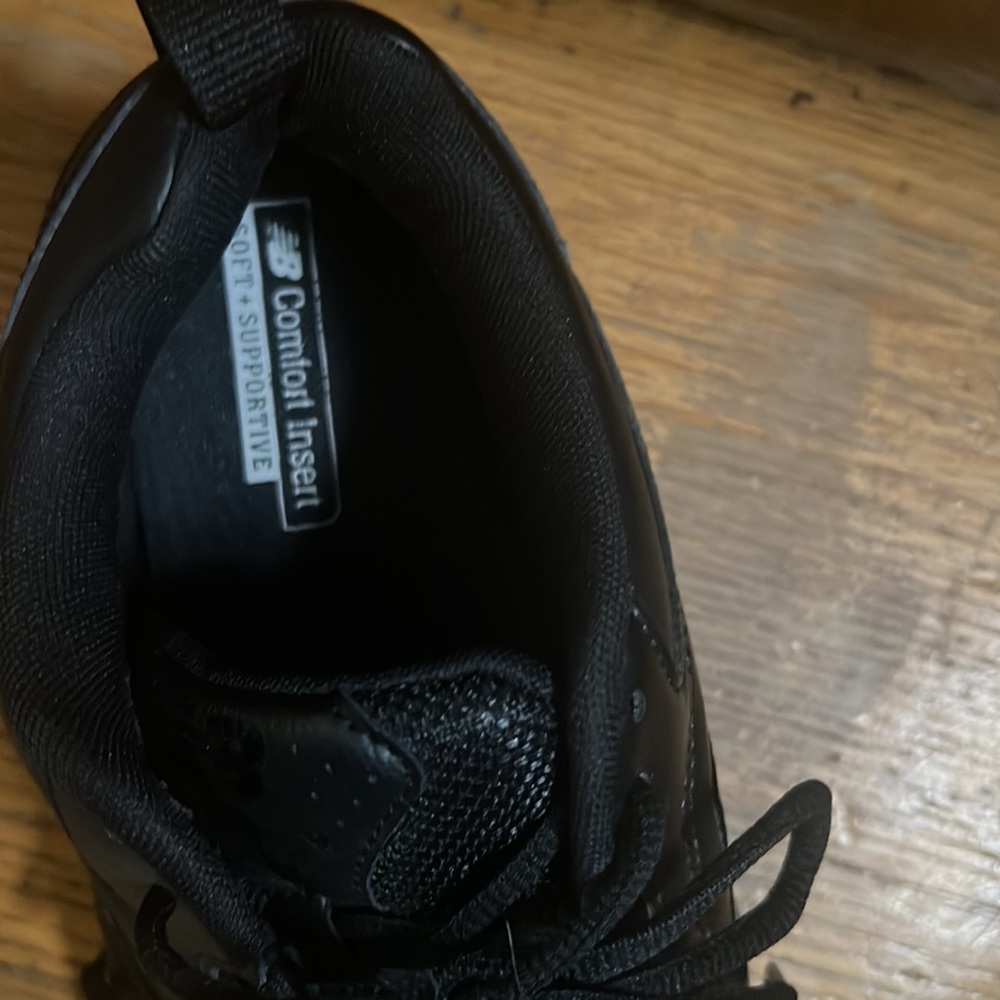 Barely Worn Work Shoes New Balance - image 3